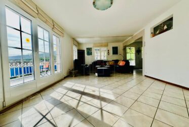 7 Rooms House, Individual house